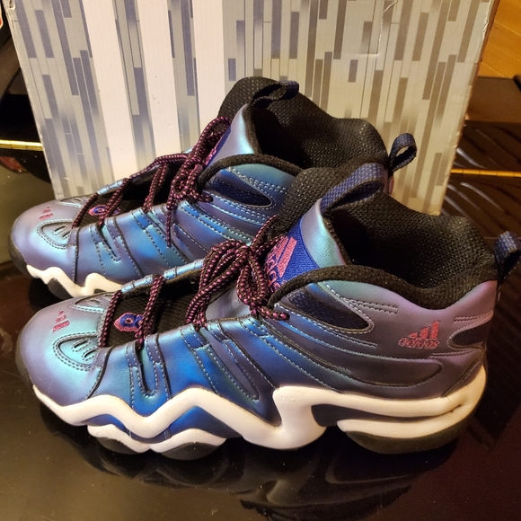 adidas crazy 8 oil spill
